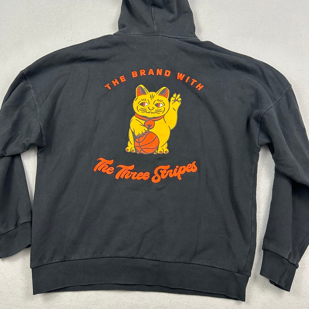 adidas Hoodie Men Medium Black Lucky Cat Basketball Graphic Fleece Pullover M